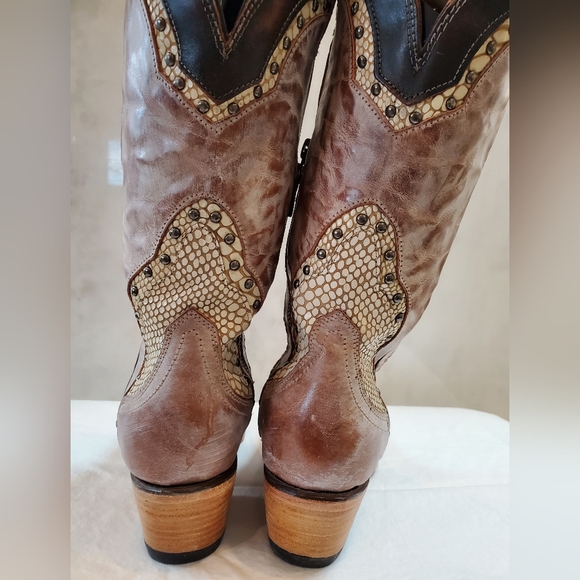 NIB Freebird Warner taupe multi boot - Picture 9 of 11